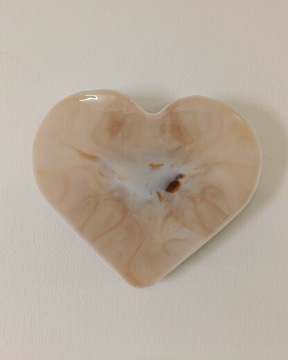 Pryskyřicové srdce Mramor