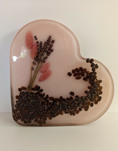 Pryskyřicové srdce Kávová louka