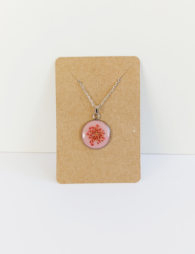 Náhrdelník řetízkový - kolečko s růžovou a květinou
