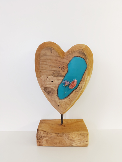 Dřevěné srdce Růžové kvítí v tyrkysové pryskyřici